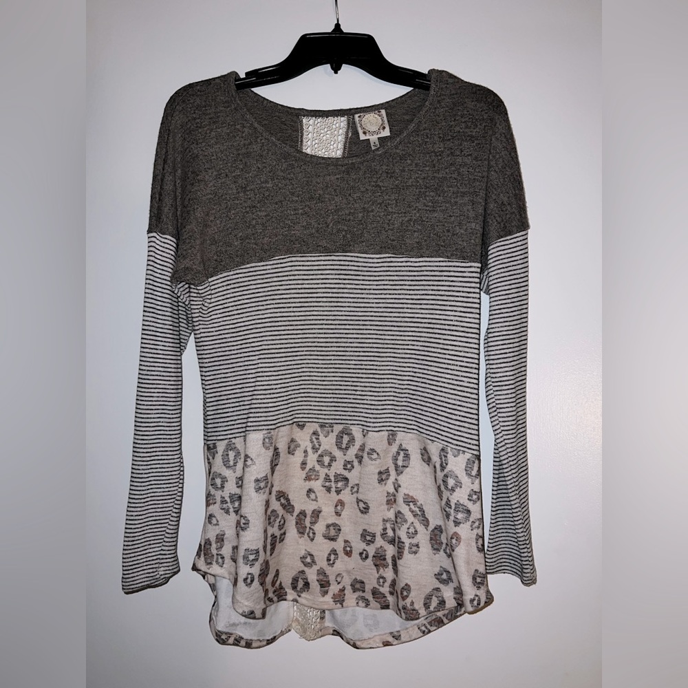 Size small top